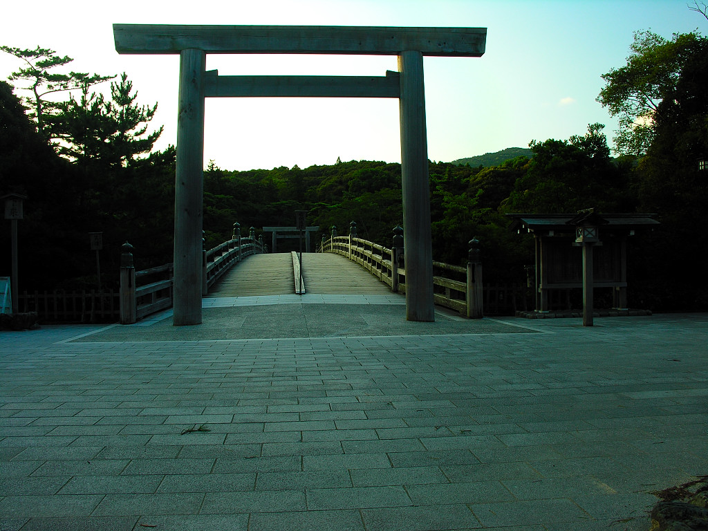 伊勢神宮の式年遷宮 一日一万歩